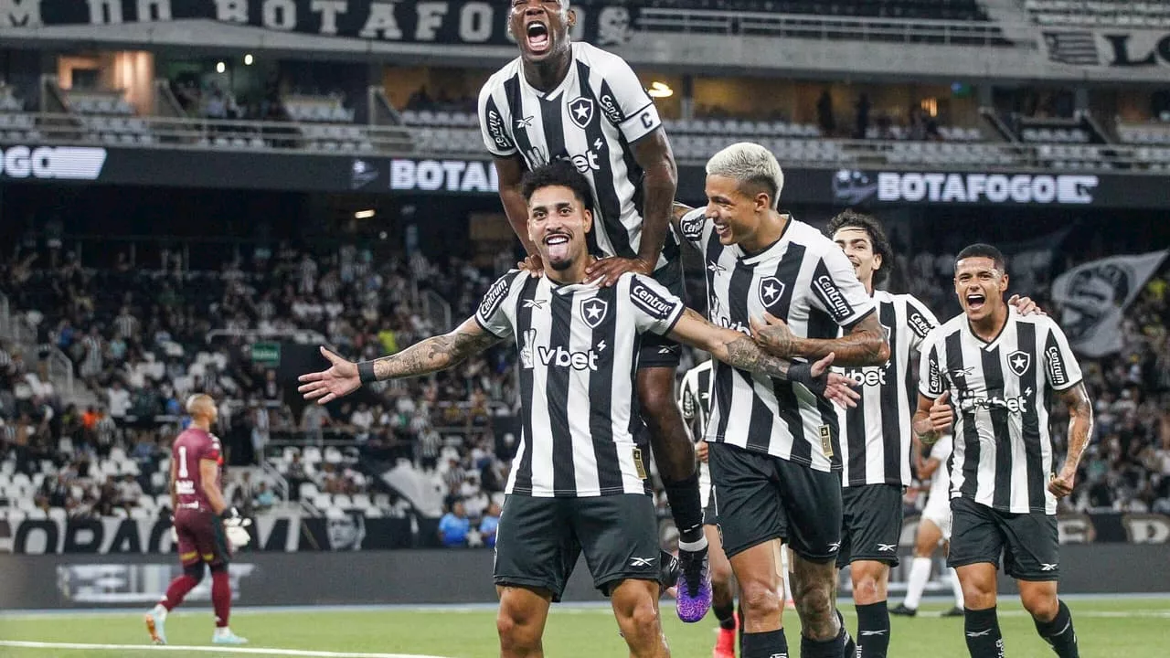 Botafogo enfrenta o Sampaio Corrêa no Campeonato Carioca