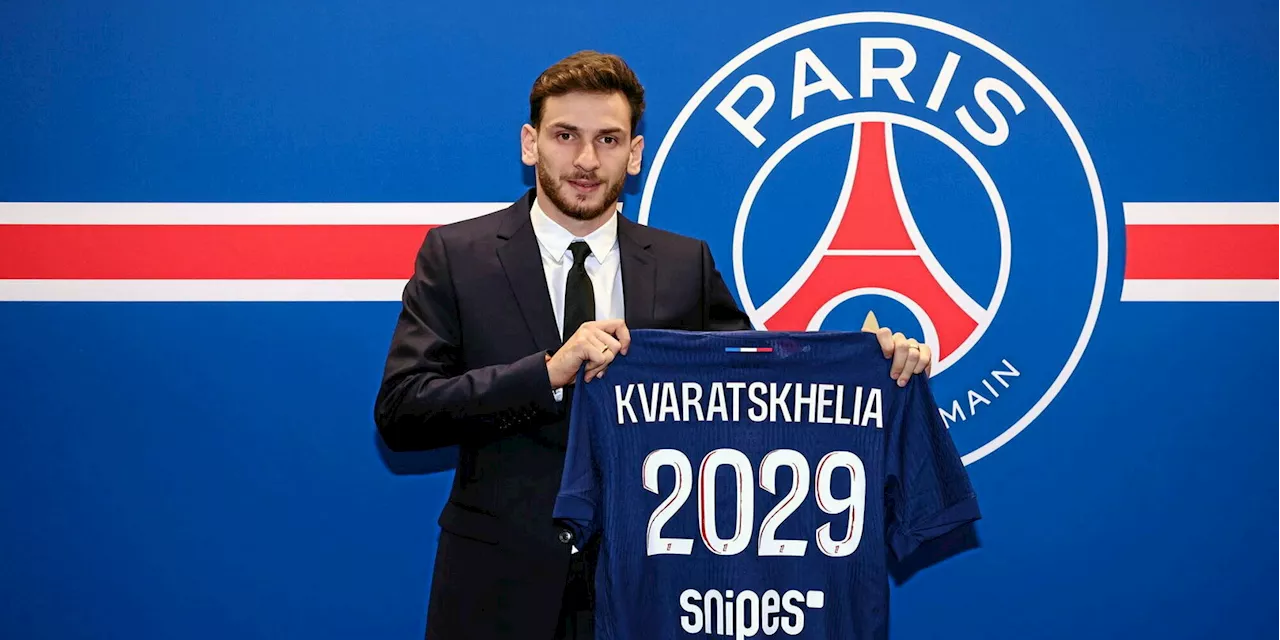 Paris Saint-Germain Recrute Khvicha Kvaratskhelia