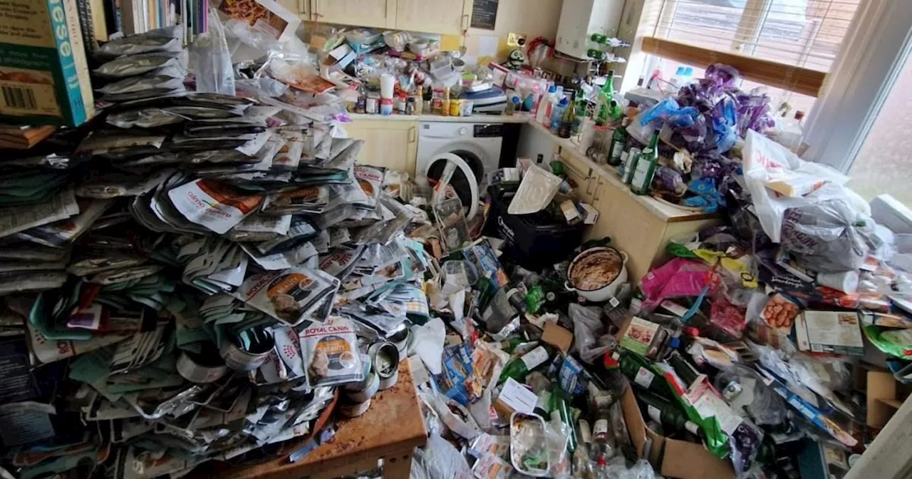 Cleaner helps hoarder by transforming her 'suffocating' home