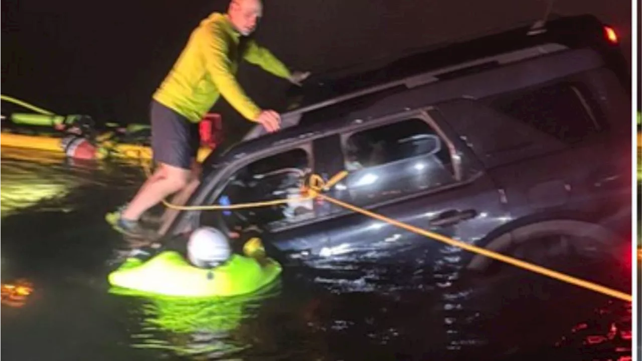 Off-duty firefighter rescues woman from car submerged in Lake Stevens