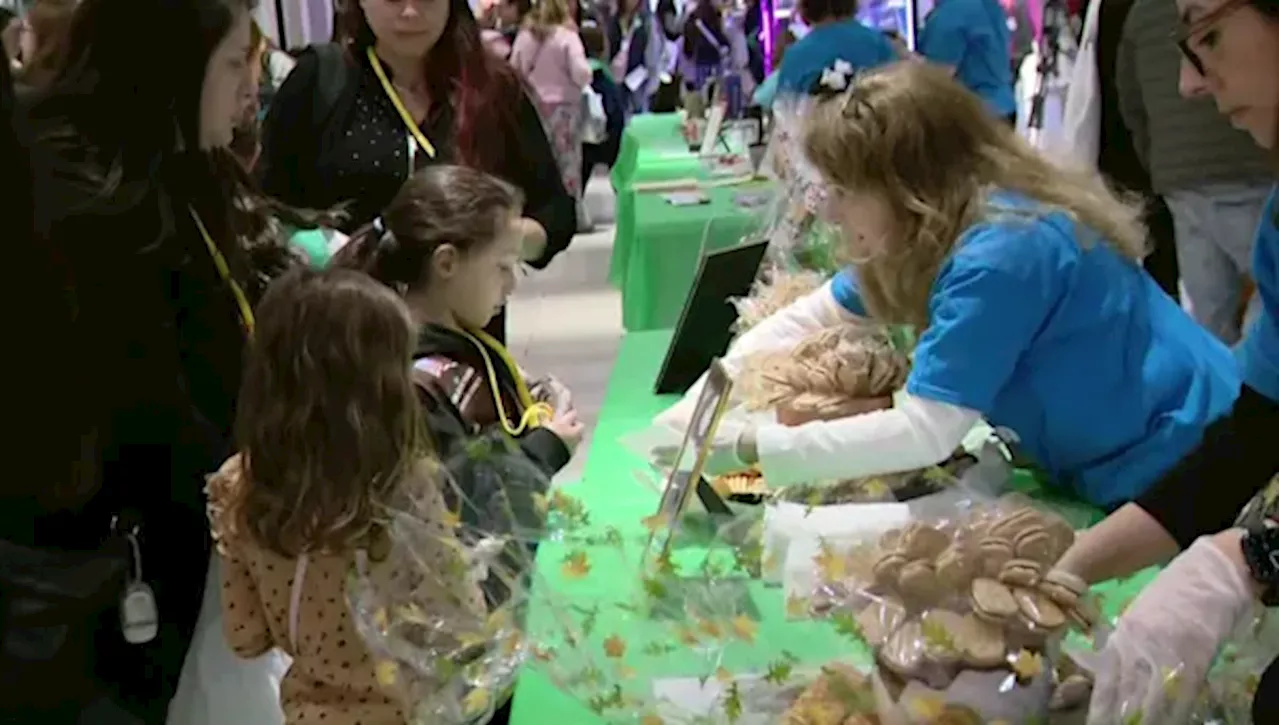 Cookiepalooza Kicks Off Girl Scout Cookie Selling Season in Suffolk County