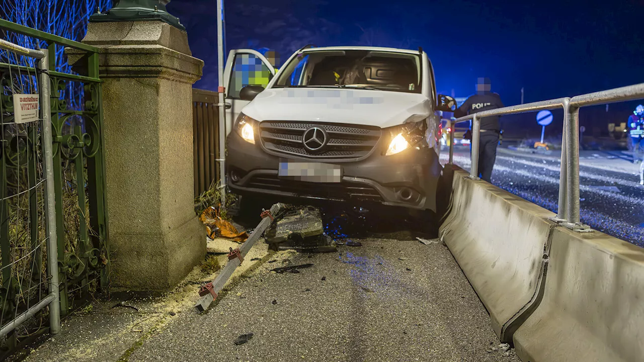 Krems-Stein: Mit 2,2 Promille in Gegenverkehr gerast