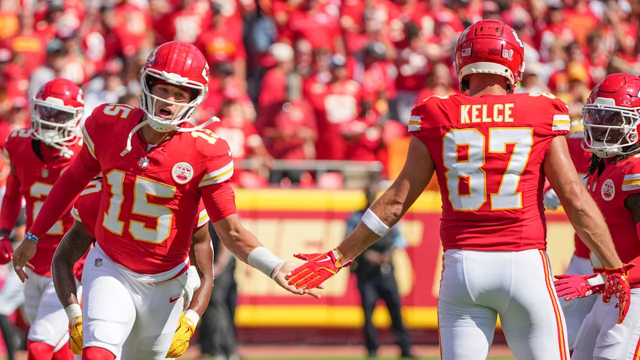 Travis Kelce Goes on Wholesome Spiel About Patrick Mahomes Greatness Before Playoffs