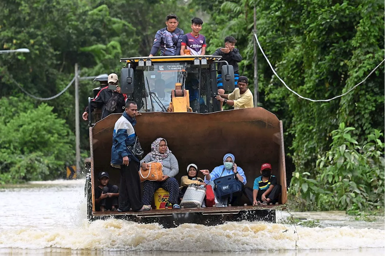 Pahang Recovers from Floods, Sabah Sees Increase in Victims