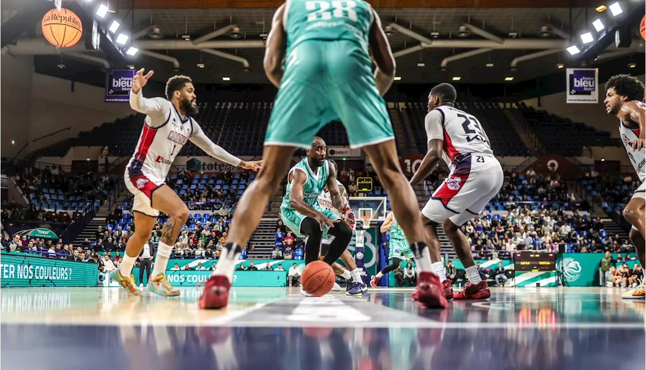 Basket-ball : L’Elan valide sa passe de trois dans la douleur (73-70)