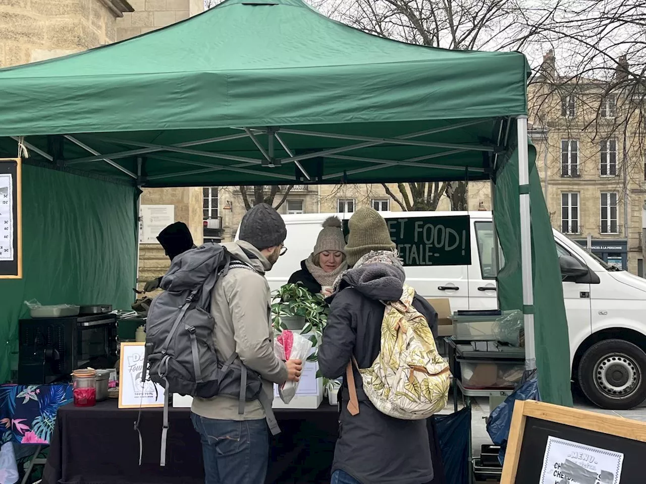 Faux saumon, faux foie gras, faux chorizo : à Bordeaux, le Veganuary révèle ses alternatives pour « faciliter le passage d’une culture gustative à une autre »