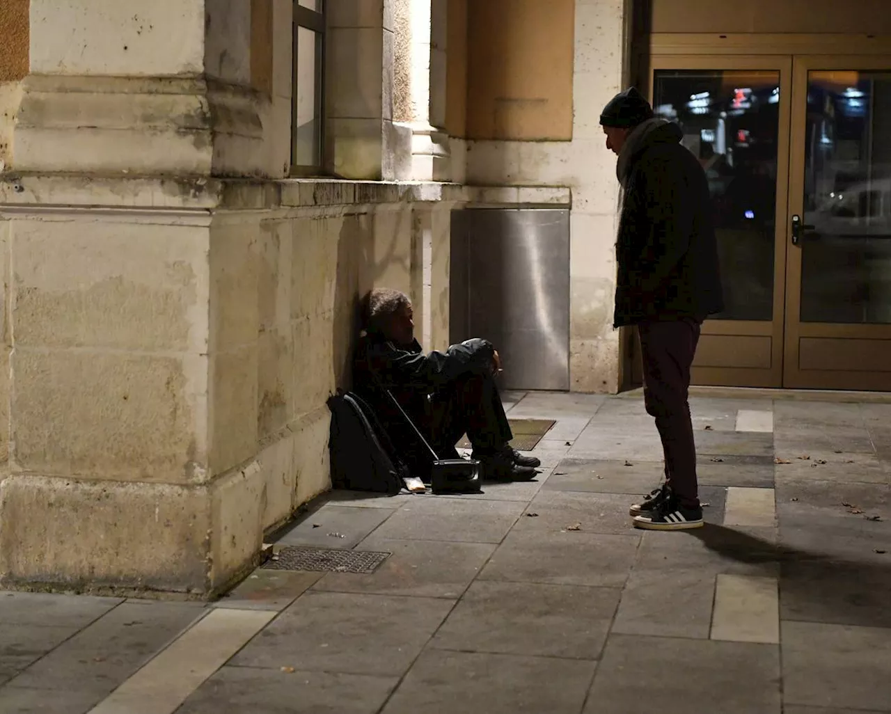 Qu'est-ce qu'il faut que je fasse pour que je dorme au chaud ? Soirée de veille auprès des gens de la rue à Périgueux