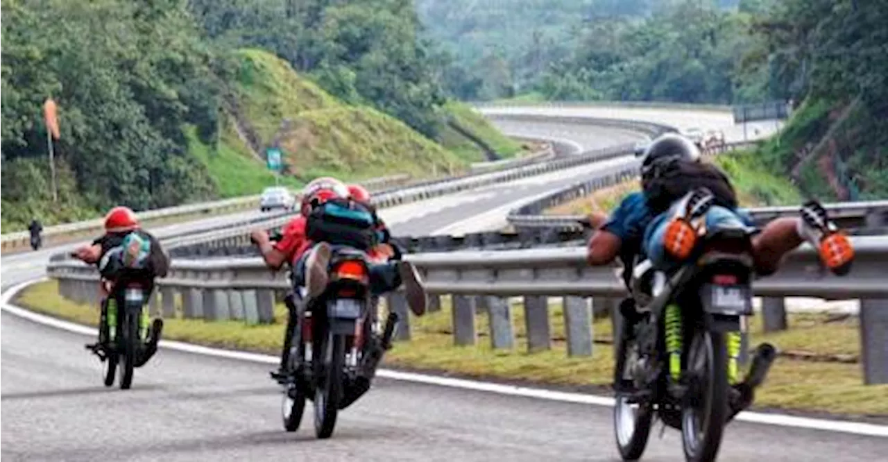 Roda 2 didik pelajar IPT keselamatan jalan raya, elak rempit