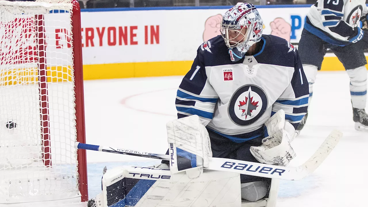 Ice Chips: Jets goalie Comrie to start vs. Flames