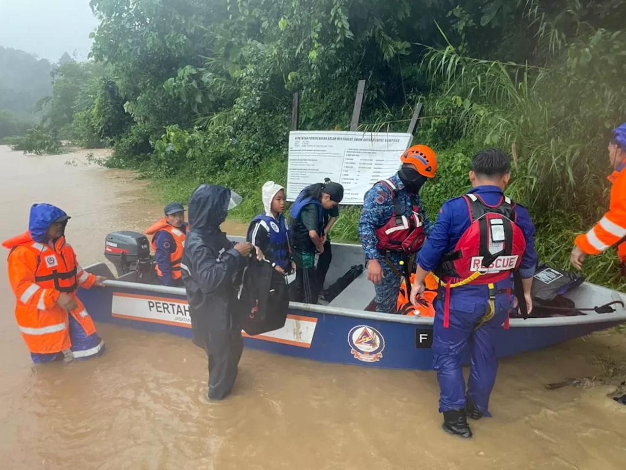 10,000 dianggarkan terjejas banjir di Pitas