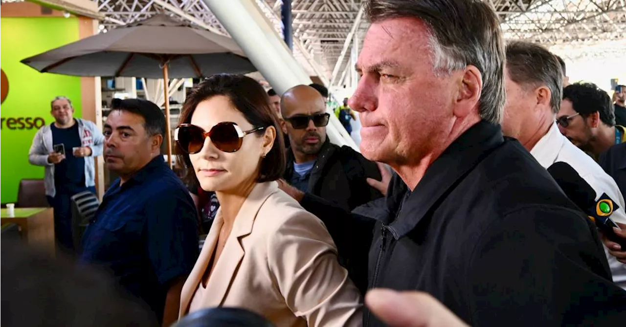 Bolsonaro acompanha Michelle à cerimônia de posse de Trump, mas não pode viajar para os EUA