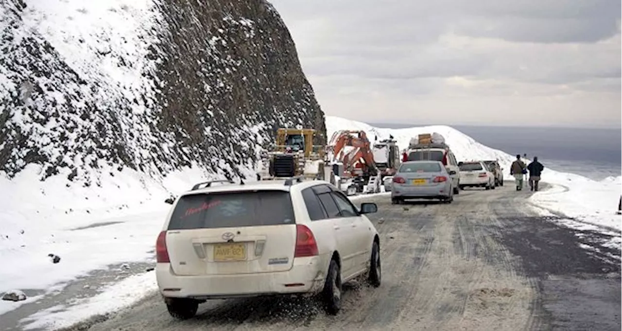 Rains, snow fall in Quetta increase intensity of cold