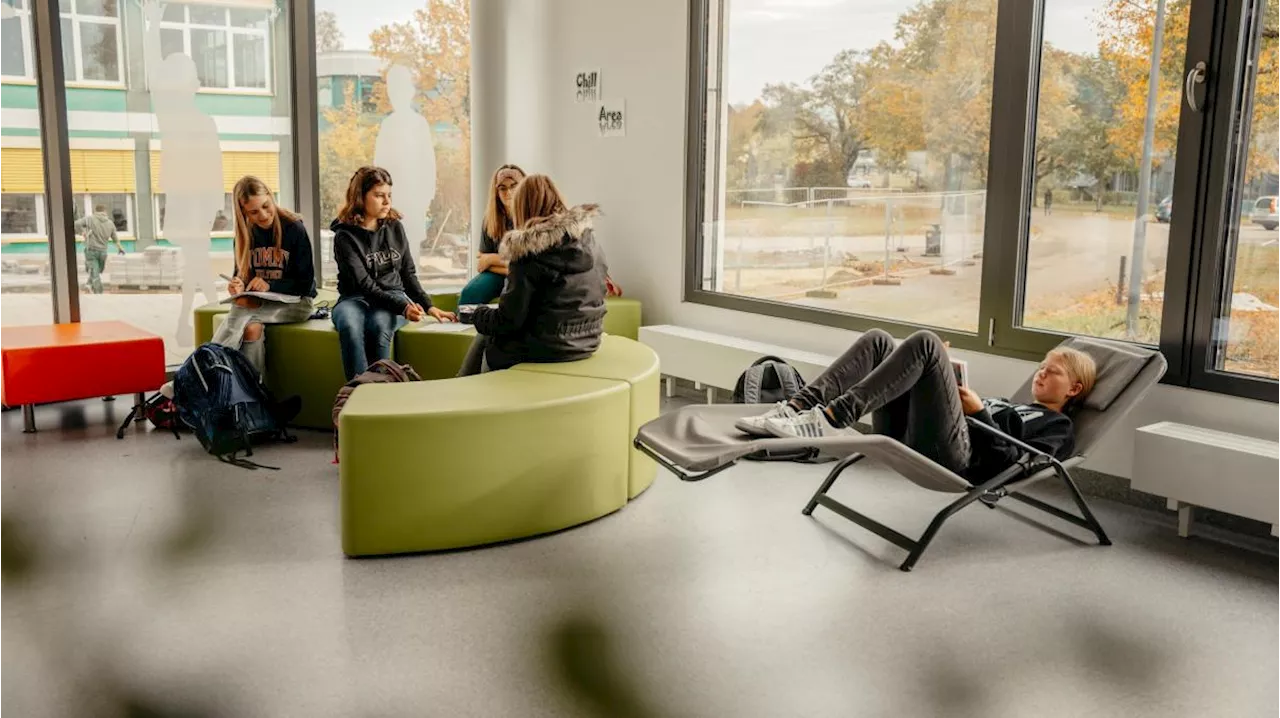 Revolution im Klassenzimmer: Augsburger Realschule setzt auf Selbstorganisation