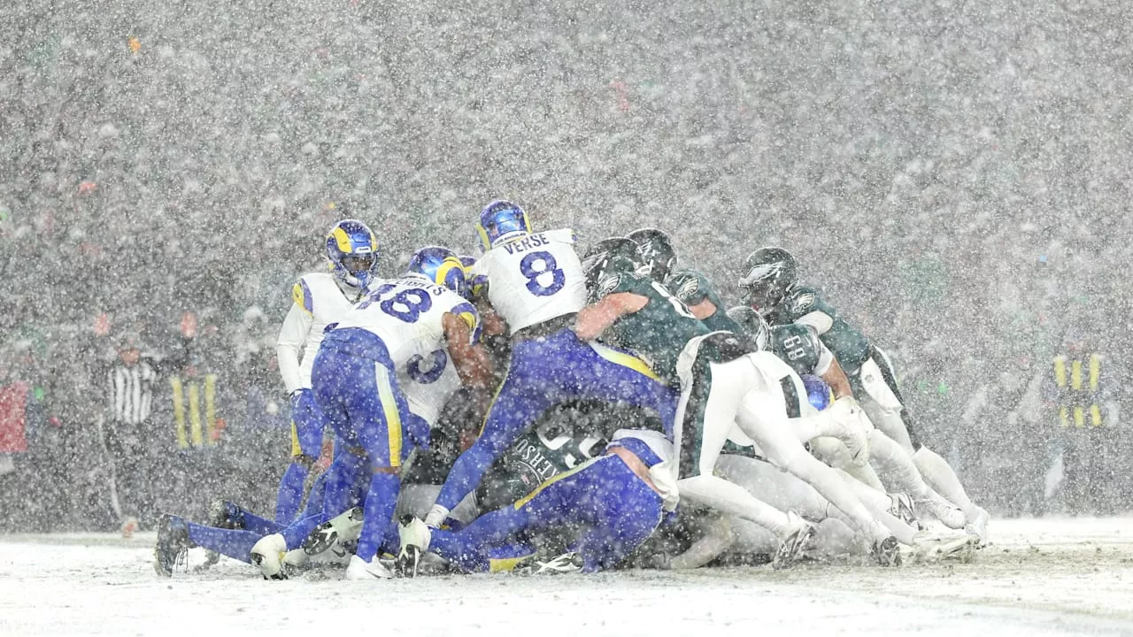 Schnee-Chaos in den NFL-Playoffs! Super-Barkley rettet die Eagles