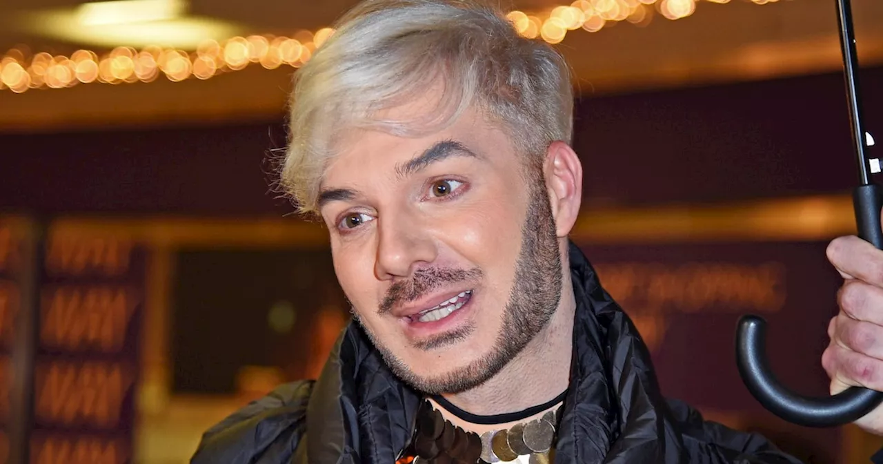 Sam Dylan muss erste Dschungelprüfung schon am Flughafen bestehen