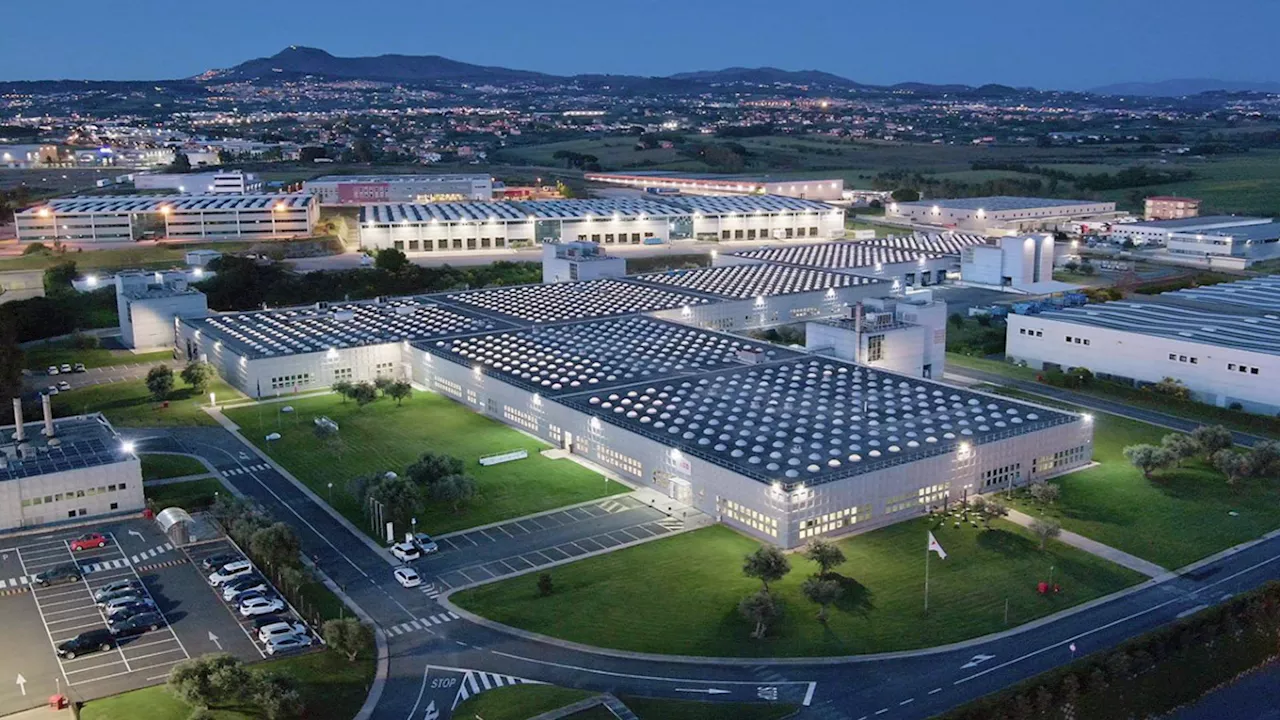 Abb, viaggio nella fabbrica green di Santa Palomba: 16 milioni di interruttori all'anno (senza inquinare)