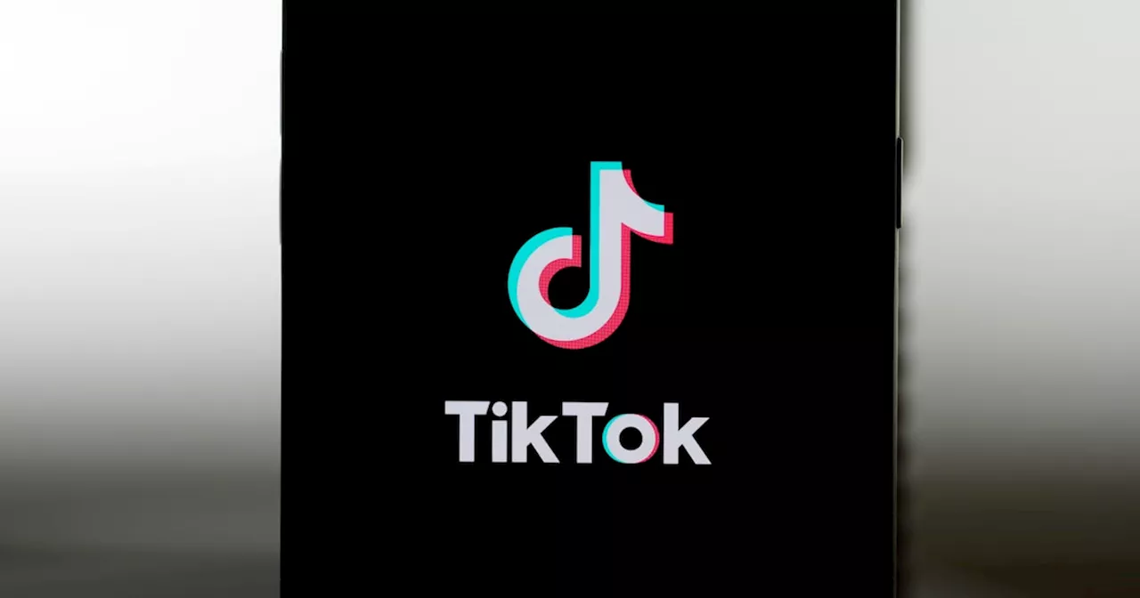 Trump says he will issue an executive order Monday to get TikTok back up