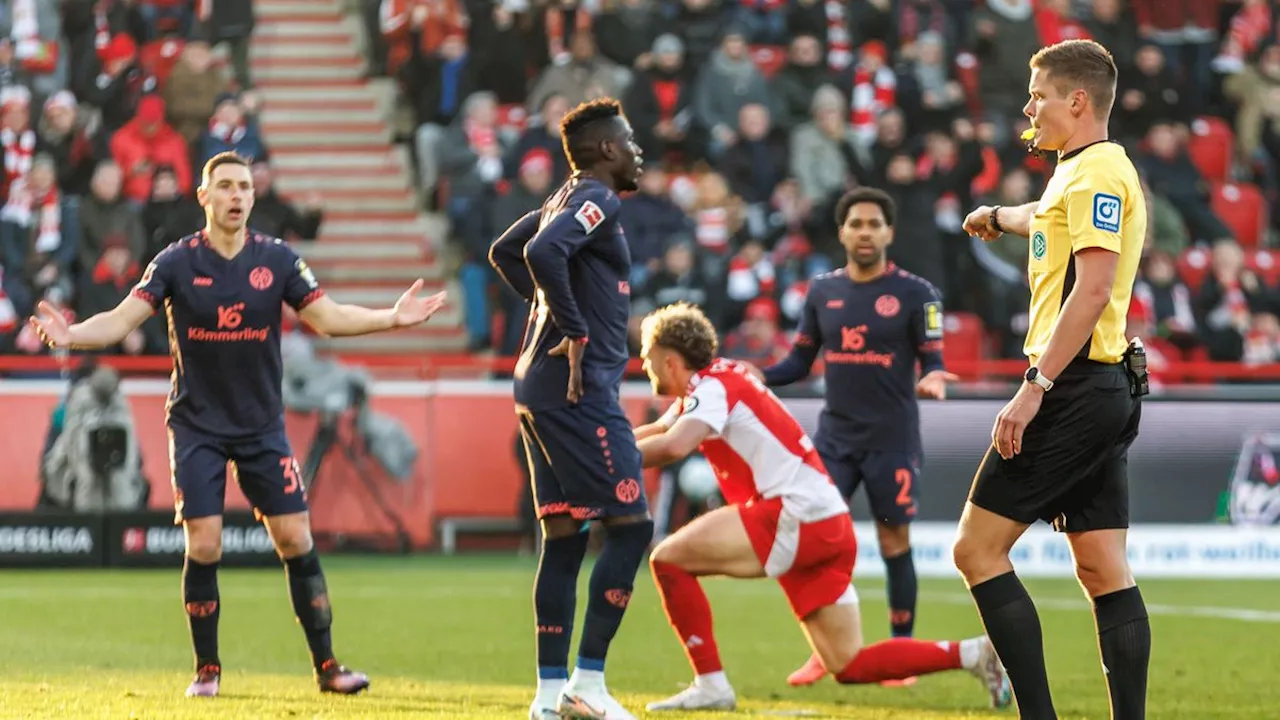 Erster Sieg für Berlins Trainer Baumgart: Fußball ist ein Fehlersport – Mainz und Union beweisen es