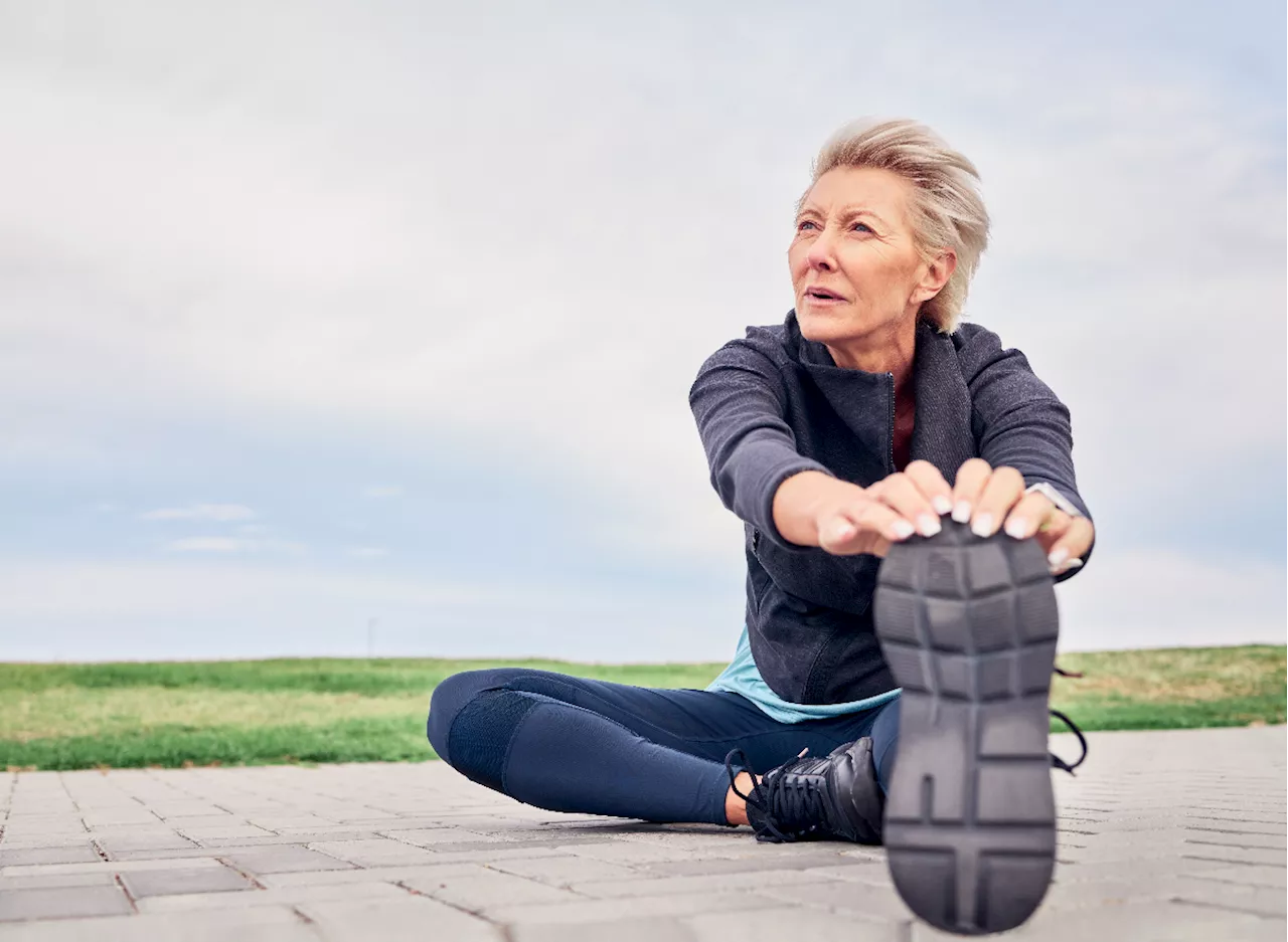 4 Stretching Habits That Are Destroying Your Body After 50—and What to Do Instead