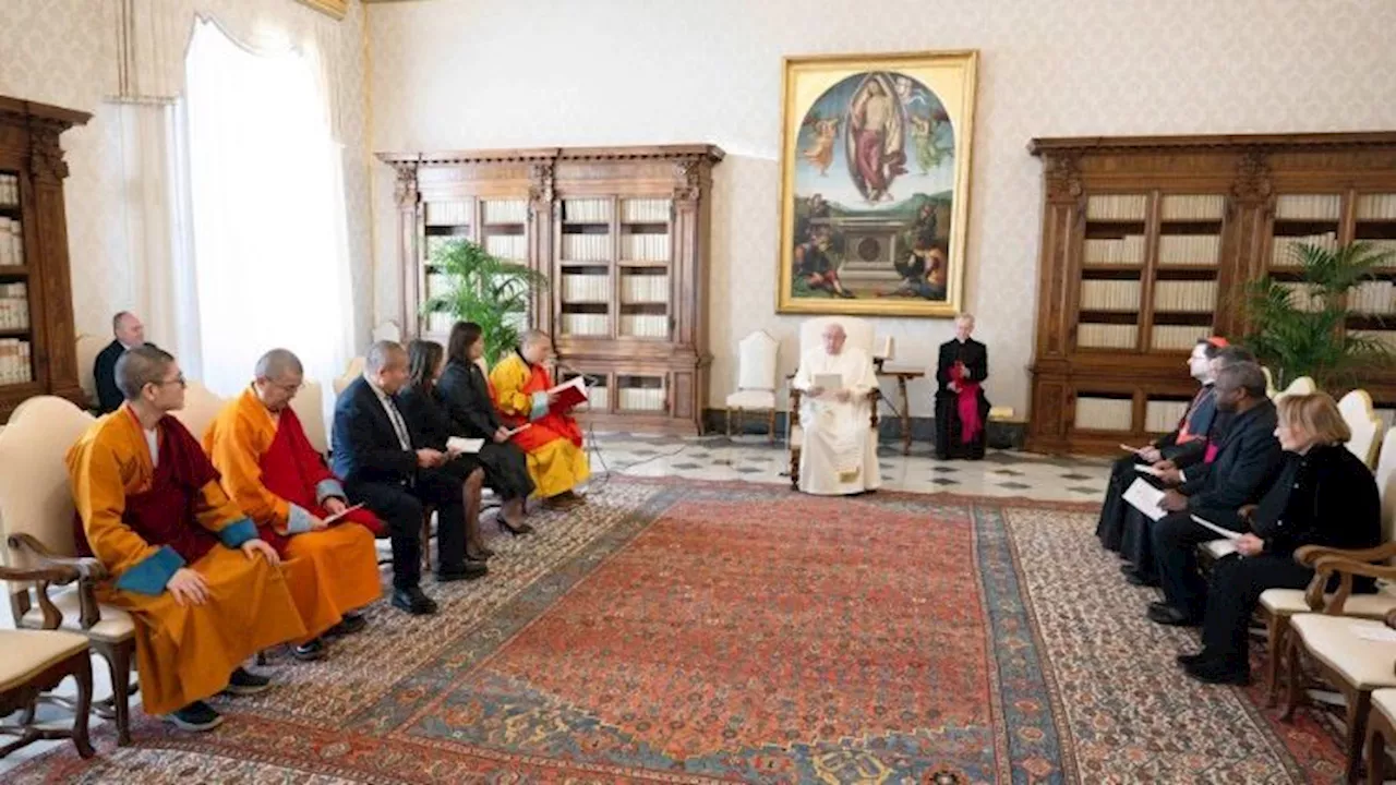 Pope praises Buddhist revival in post-Soviet Mongolia