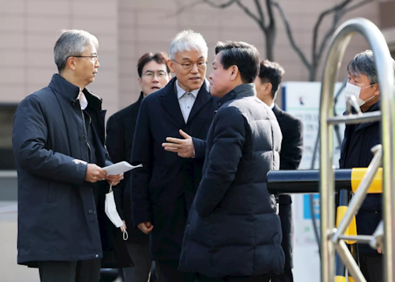 습격당한 서부지법 간 법원행정처장 “TV본 것보다 20배 참혹”