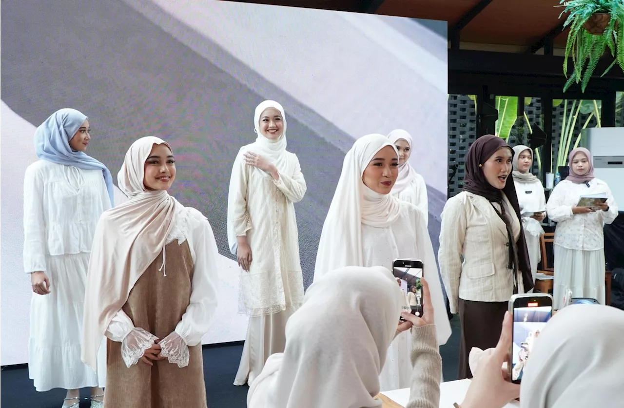 Hijab Meleyot Jadi Tren Baru, Intip Koleksi dari Brand Mungkin