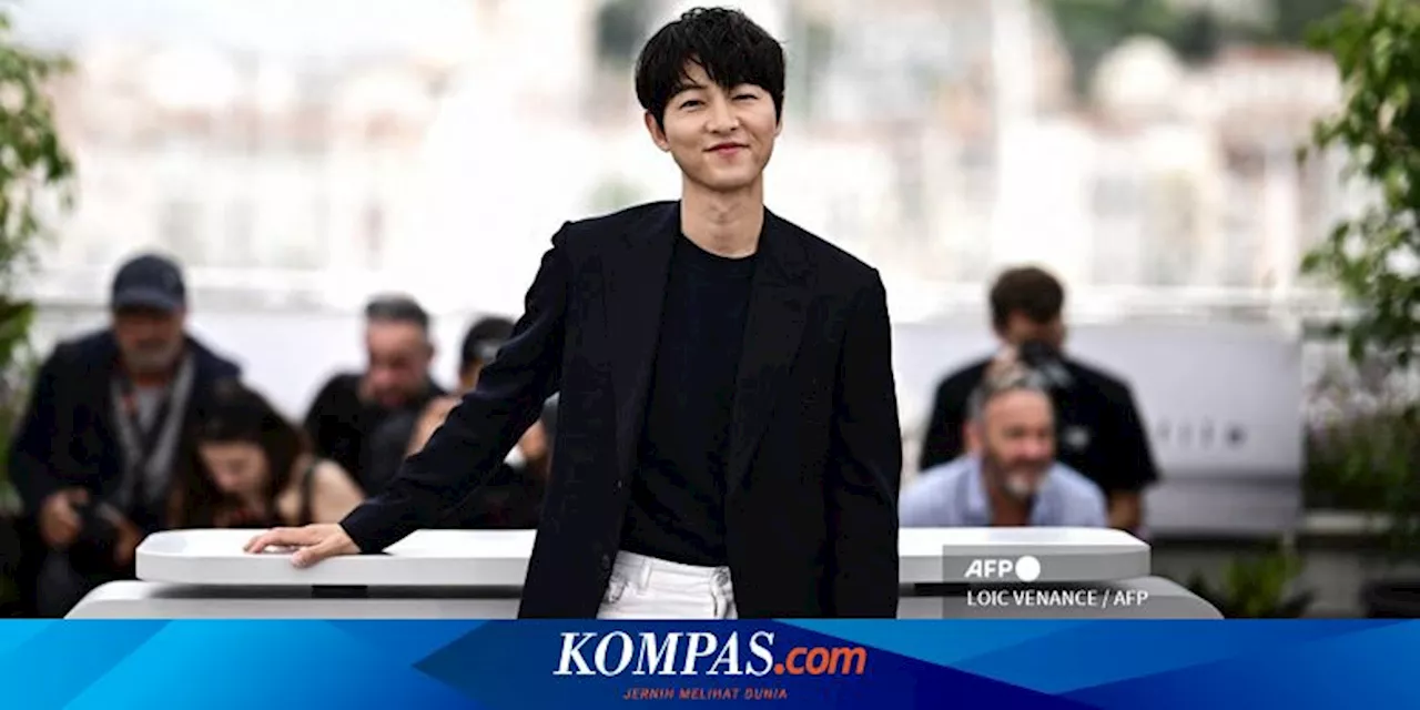 Menangis Filmnya Sepi Penonton, Song Joong Ki: Saya Telah Bekerja Lebih Keras