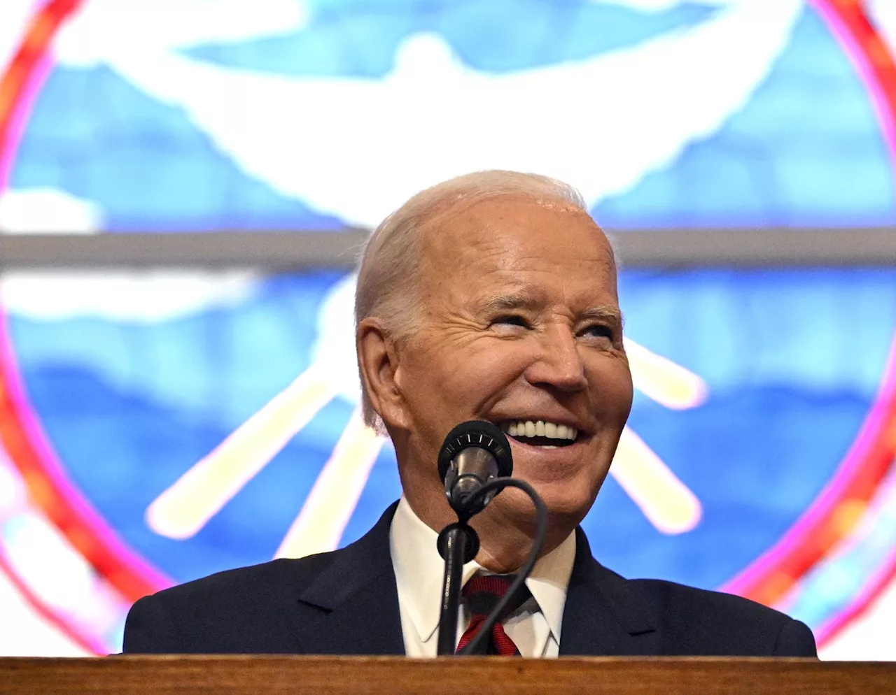 Biden exhorte les Américains à garder 'la foi' à la veille de l'investiture de Trump