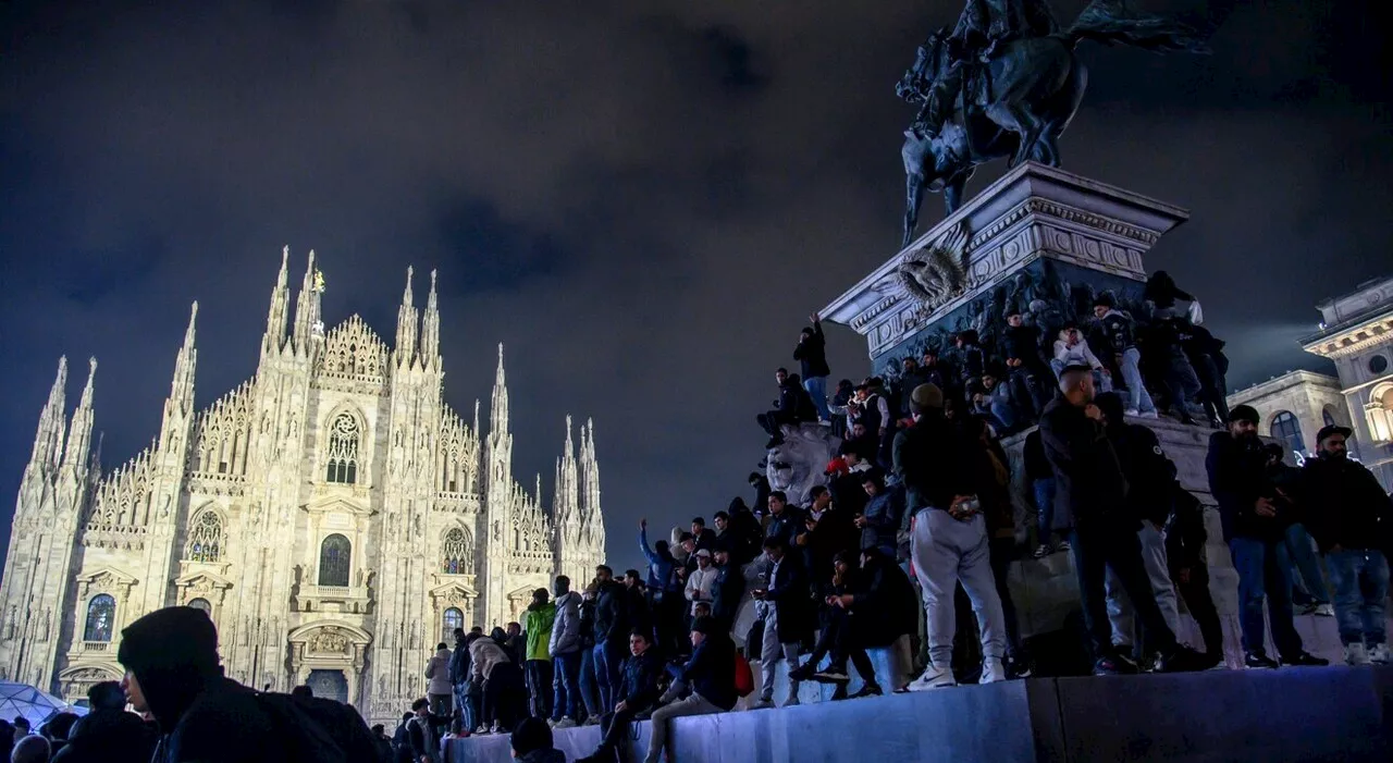 «Circondata e palpeggiata da 30 uomini a Capodanno. Ho lottato per non morire ma la religione non c'entra nien