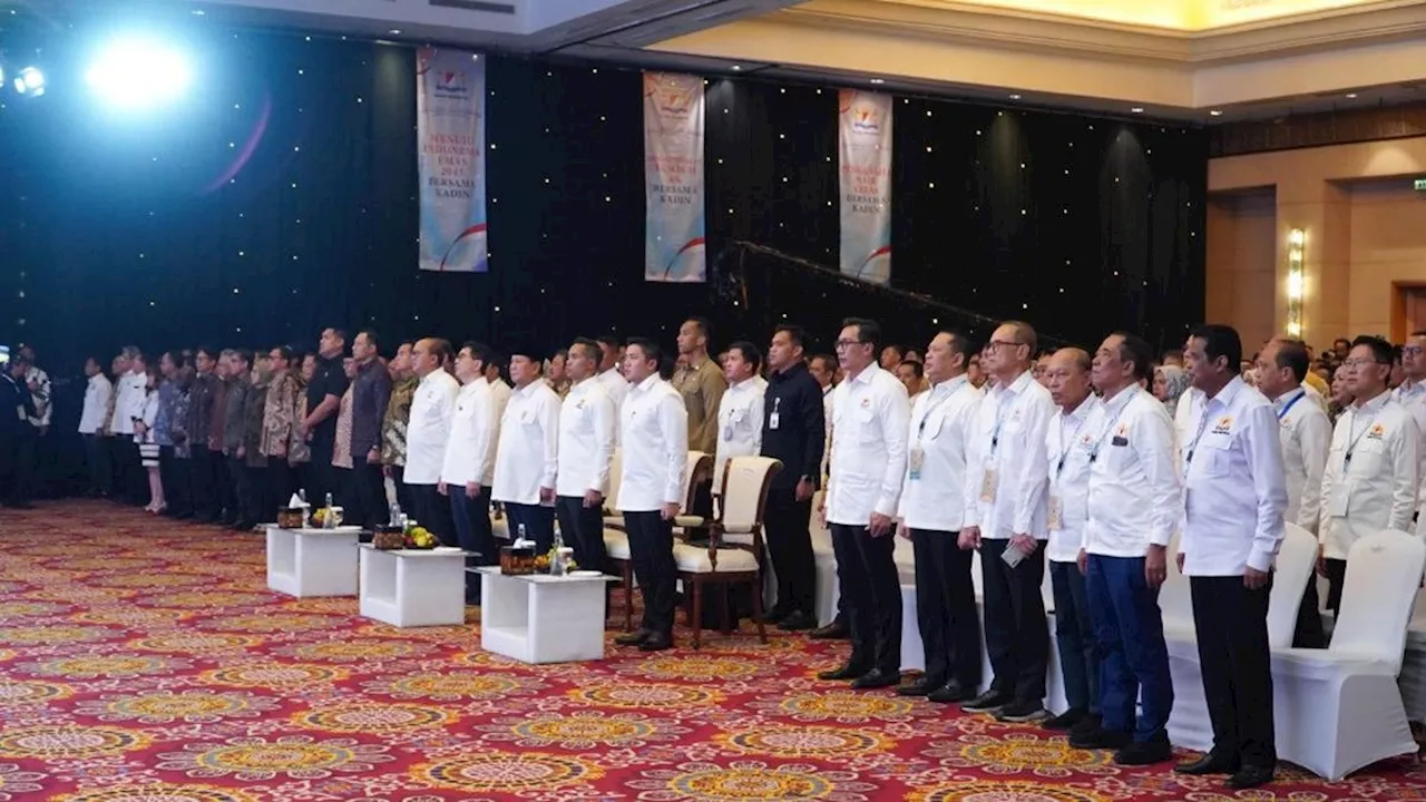 Presiden Prabowo Hadiri Pengukuhan Anindya Bakrie Jadi Ketum Kadin Indonesia Bersama 26 Menteri