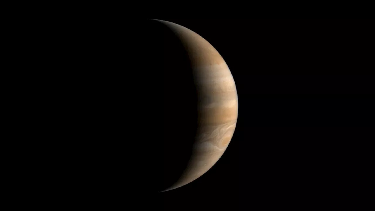 An interstellar visitor may have changed the course of 4 solar system planets, study suggests