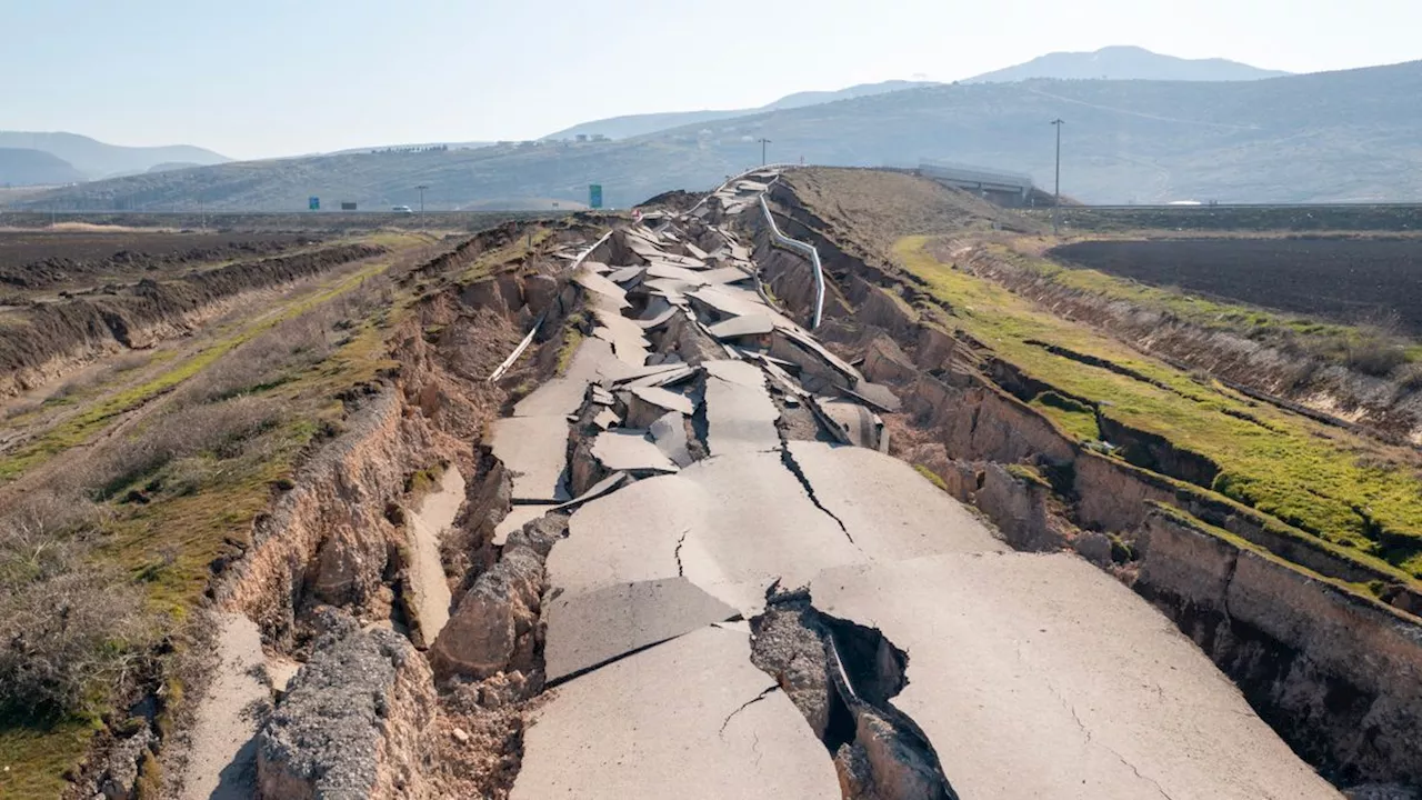 Scientists find hidden mechanism that could explain how earthquakes 'ignite'