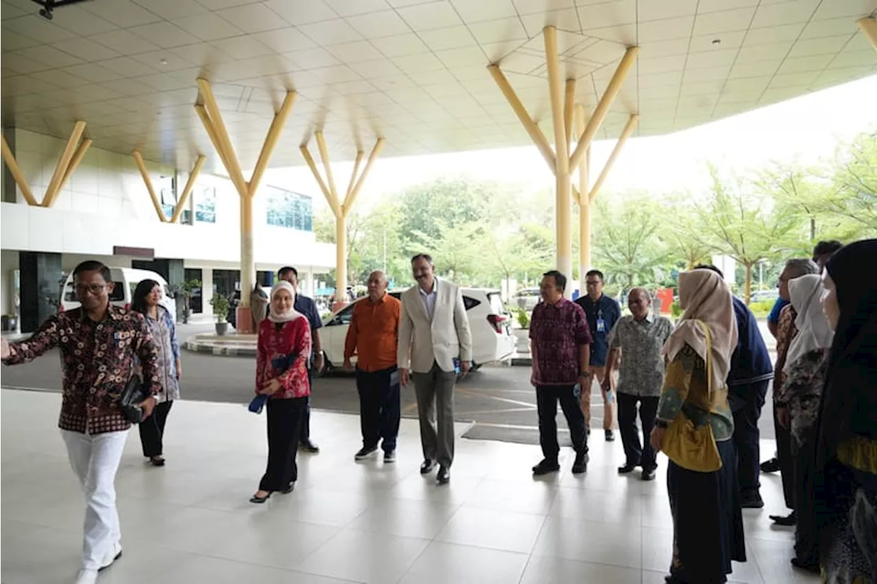 Mayapada Healthcare Group dan Apollo Hospital India Tinjau Proyek Kesehatan di Batam