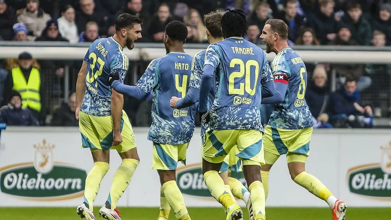 Ajax nadert koploper PSV op een punt dankzij moeizame zege in Heerenveen