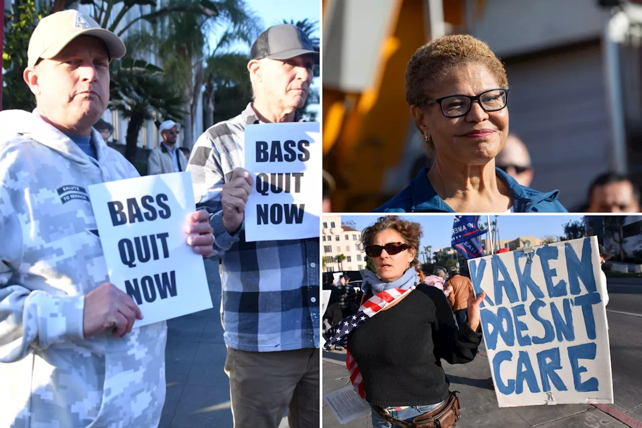 LA protestors rally outside Mayor Karen Bass' home in wake of catastrophic wildfires: 'Completely irresponsible'