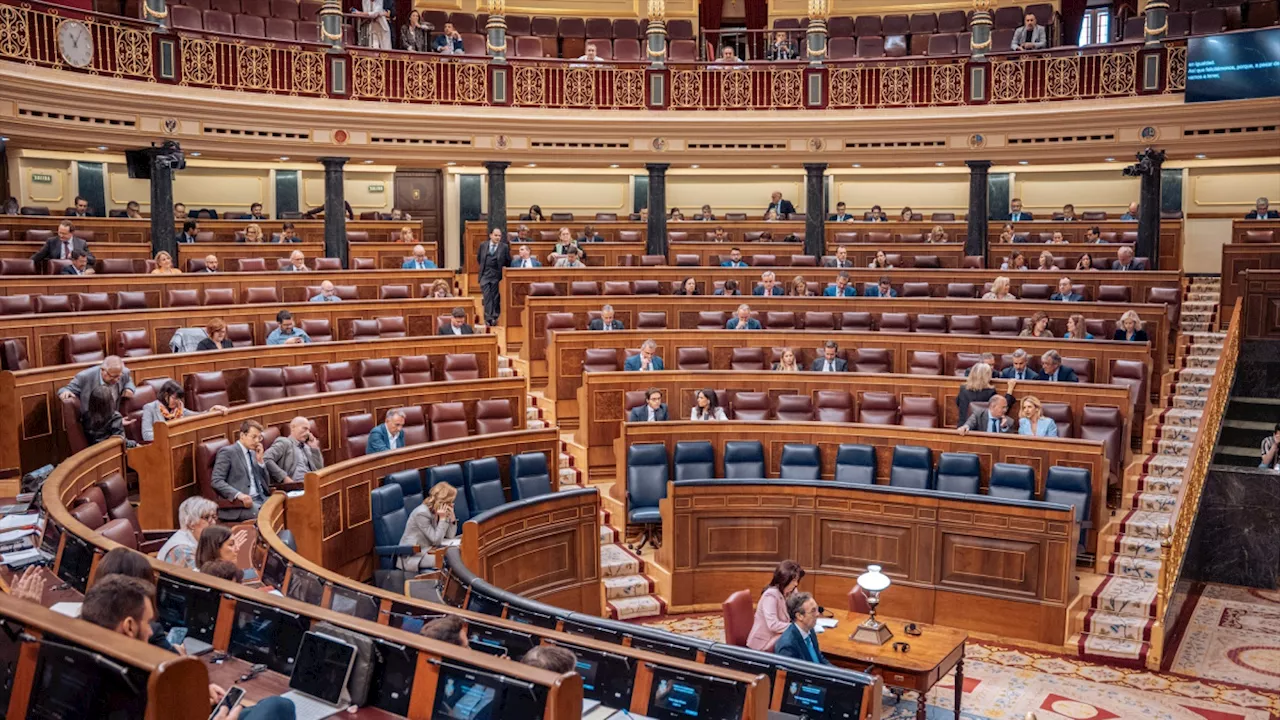 El Consejo de Transparencia reprende a los partidos políticos por incumplir la ley y ocultar información