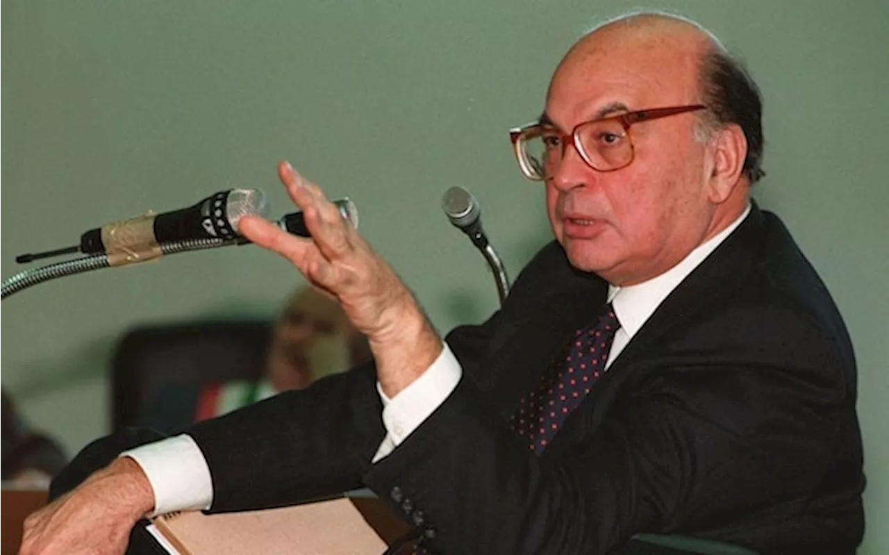 Bettino Craxi, 25 anni dalla morte: la storia politica del segretario del PSI