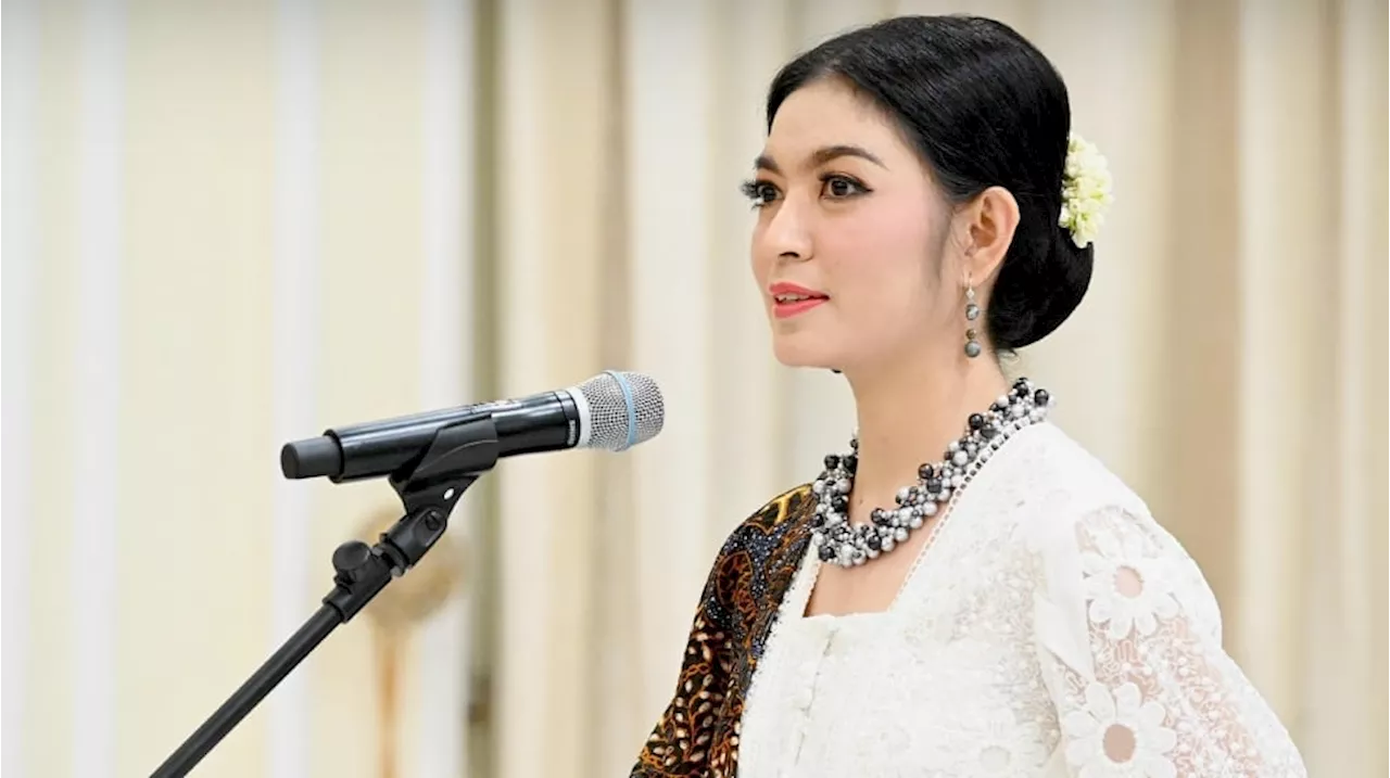 Gaya Busana Dianggap Berlebihan, Siapa Fashion Stylist Selvi Ananda?