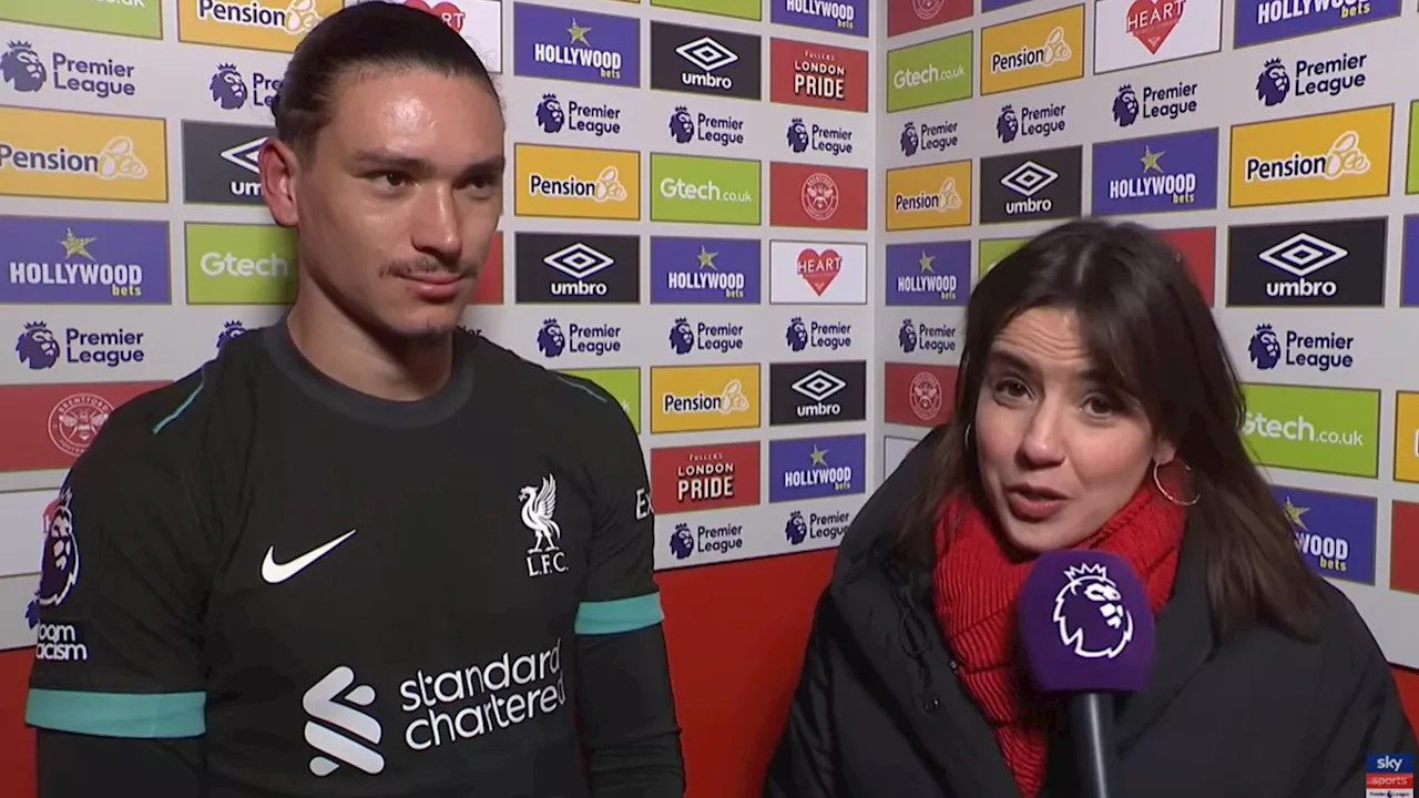 Sky Sports presenter praised by fans after rarely-seen move in interview with Liverpool matchwinner Darwin...