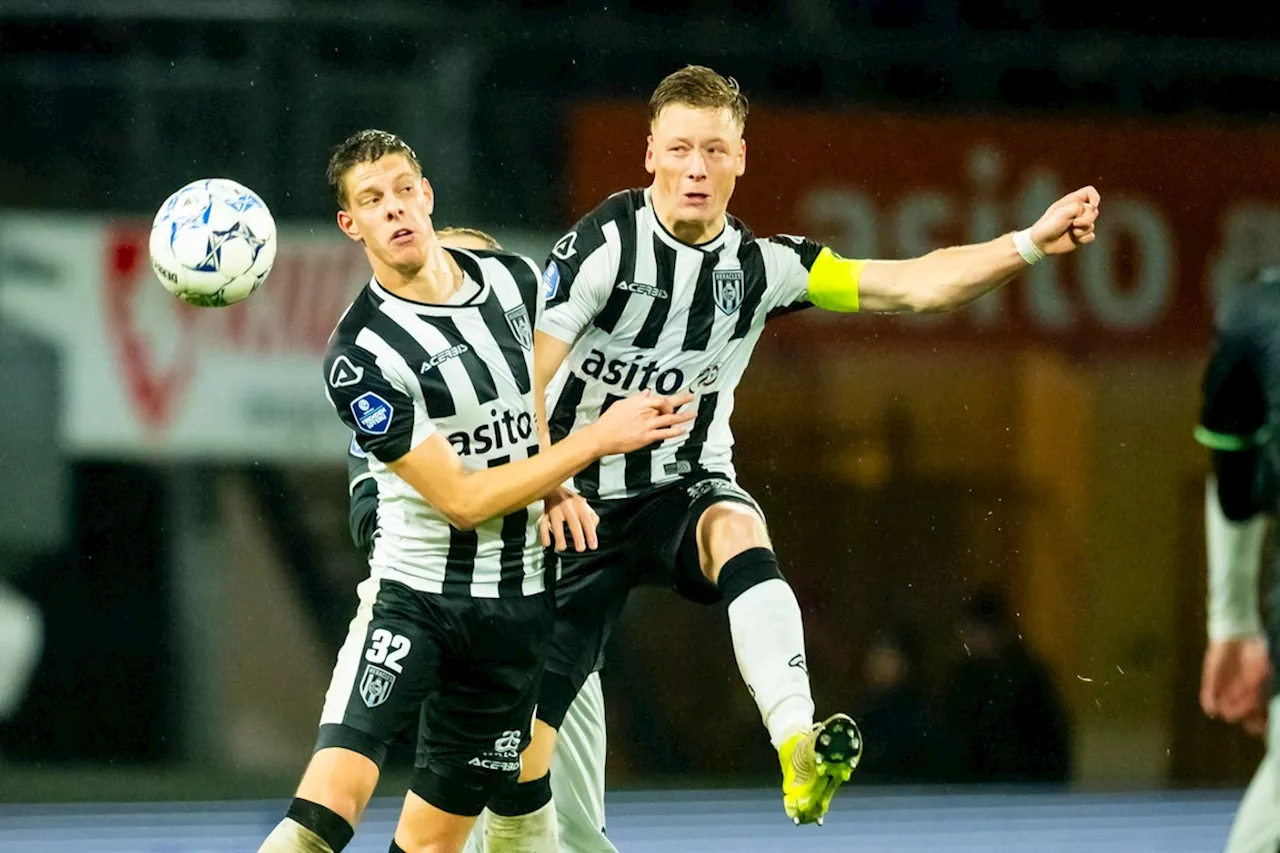 Almere en Heracles lijnrecht tegenover KNVB na duidelijke handsbal