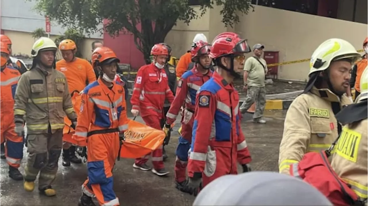 Kebakaran Glodok Plaza: Petugas Sulit Bedakan Potongan Tubuh Korban dengan Serpihan Bangunan