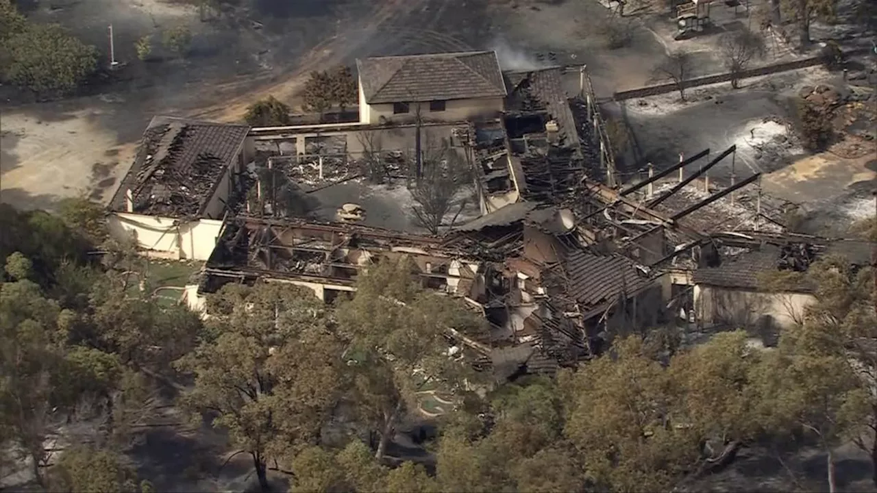 Luxury Home Destroyed in Perth Bushfire