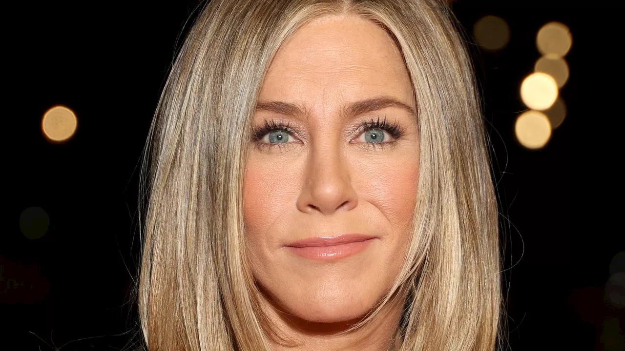 Jennifer Aniston on Aging, Exercise, and Her 'Cold War' with Her Body