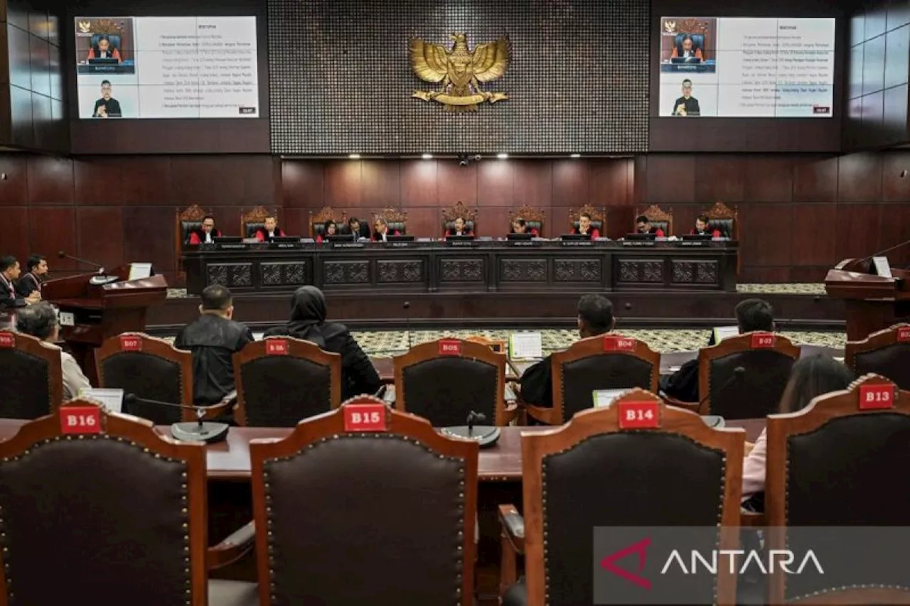 MK Hapus Persyaratan Ambang Batas Pencalonan Presiden