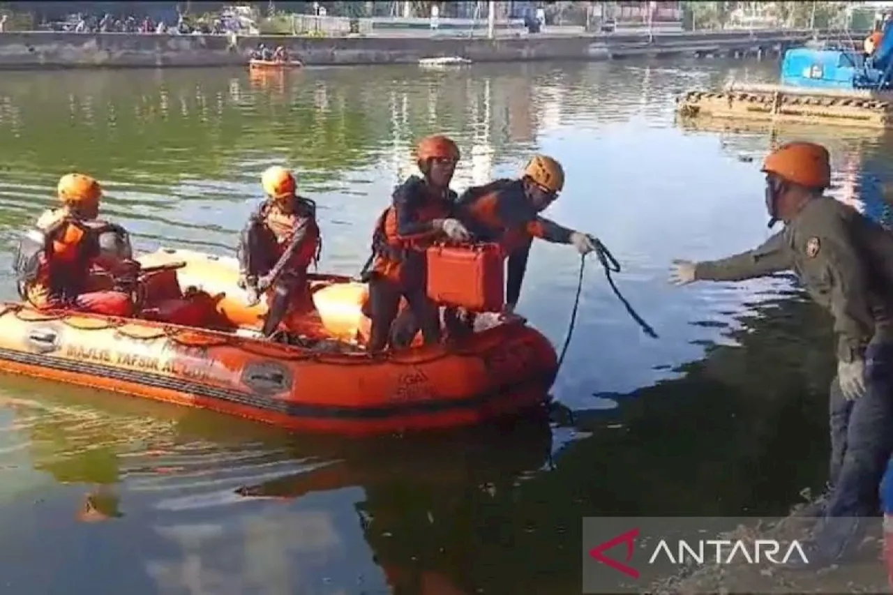 Tim Gabungan Temukan Dua Korban Tenggelam di Kali Ancol