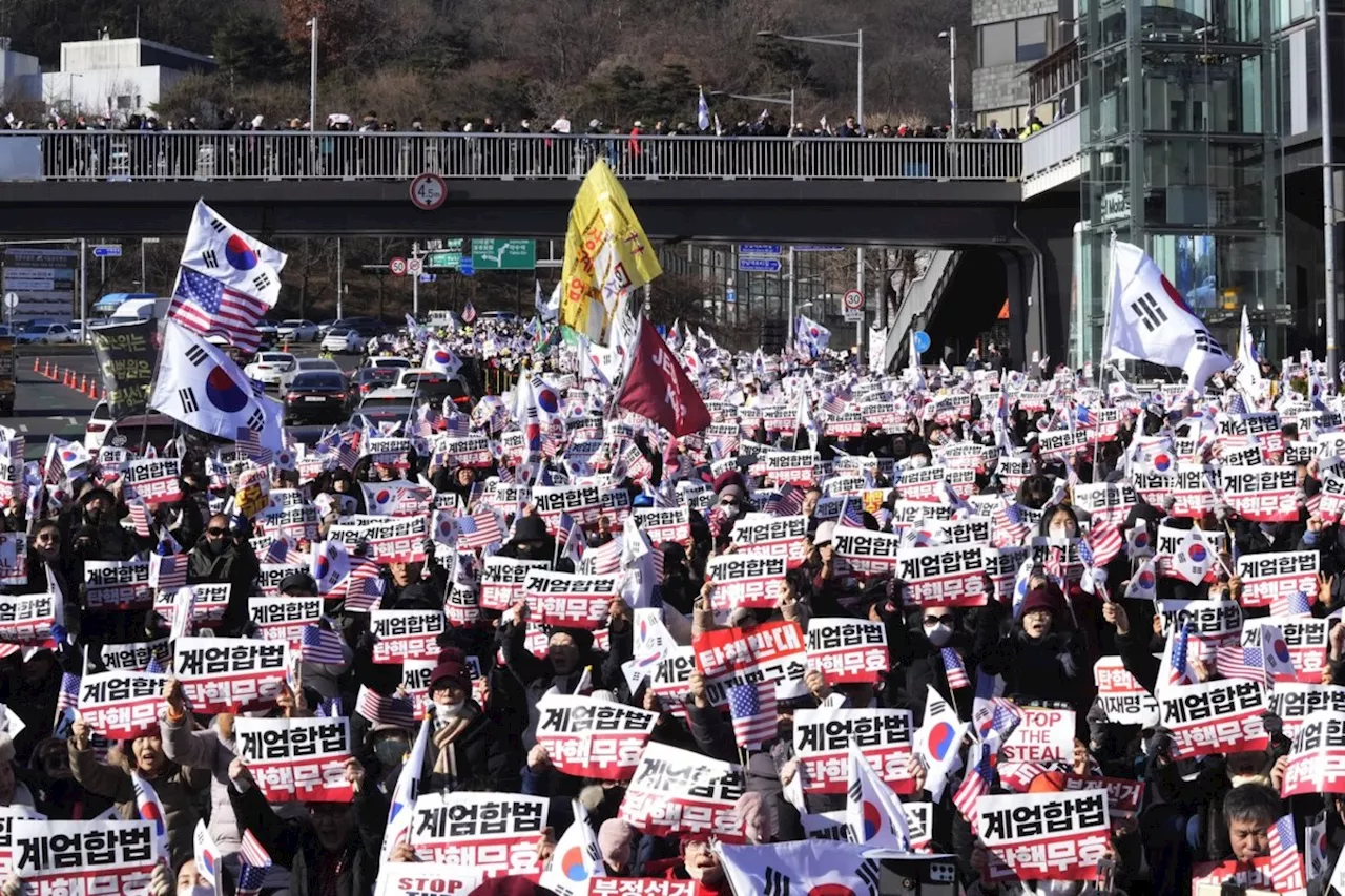 South Korean President Yoon Suk Yeol Faces Detention as Supporters Rally