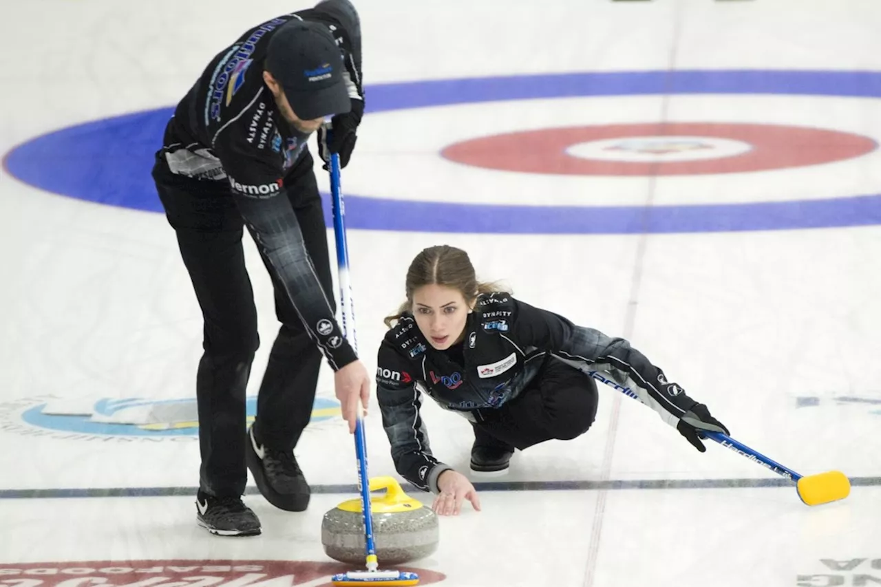 Weagle-Epping, Cotters Advance to Playoffs at Canadian Mixed Doubles Curling Trials