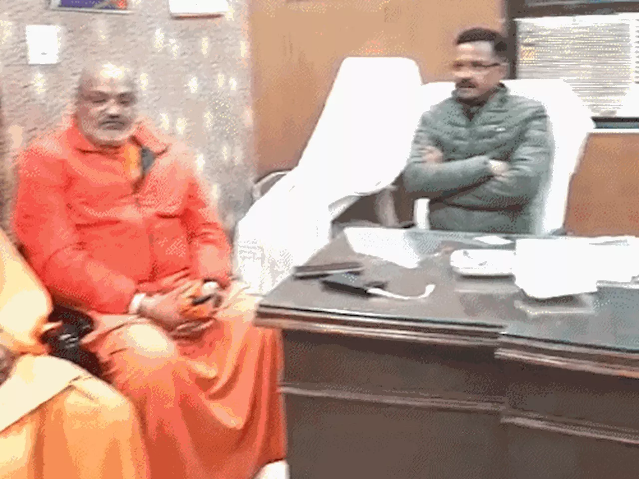 मुरादाबाद में यति नरसिंहानंद बोले-काबा खोदो वहां भी मंदिर मिलेगा: मोहन भागवत भगवान थोड़ी हैं; हमारा हर मंदिर...