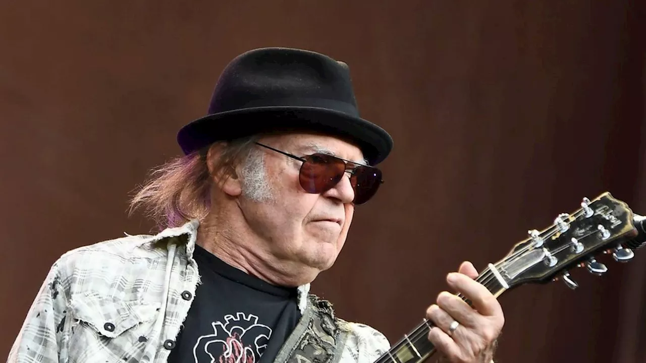 Neil Young steigt aus Glastonbury 2025 aus