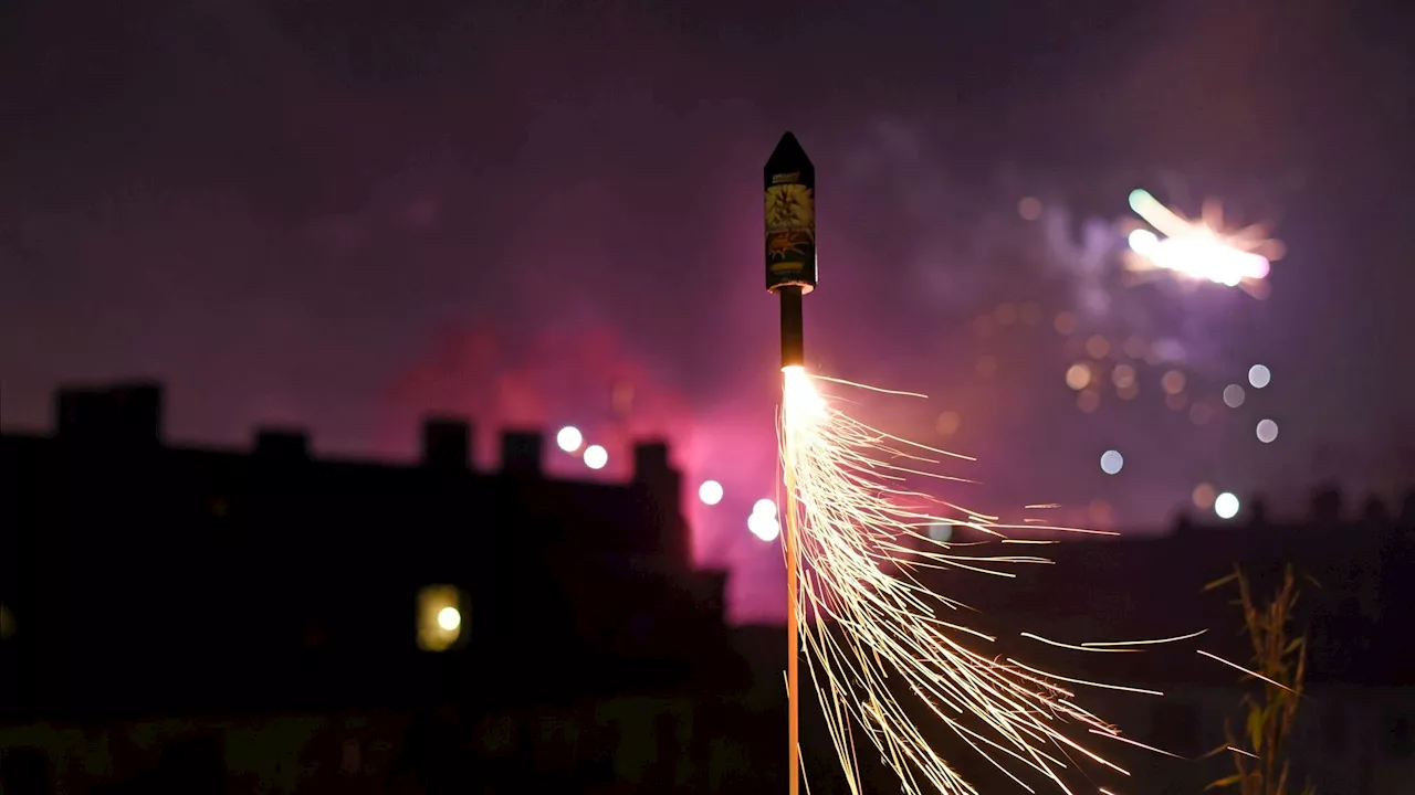 Beinahe Tragödie zu Silvester - Nachbar feuert Rakete auf Balkon